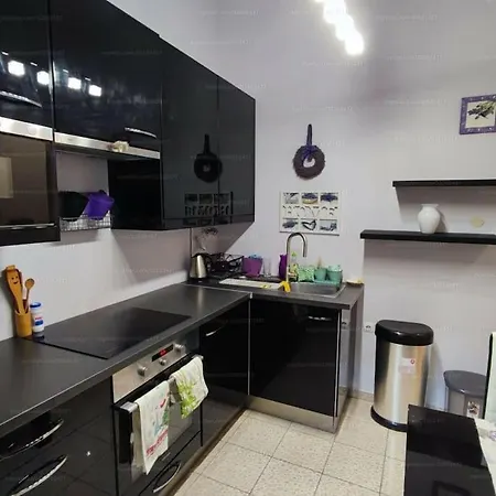 - Wesselenyi Pearl Apartamento